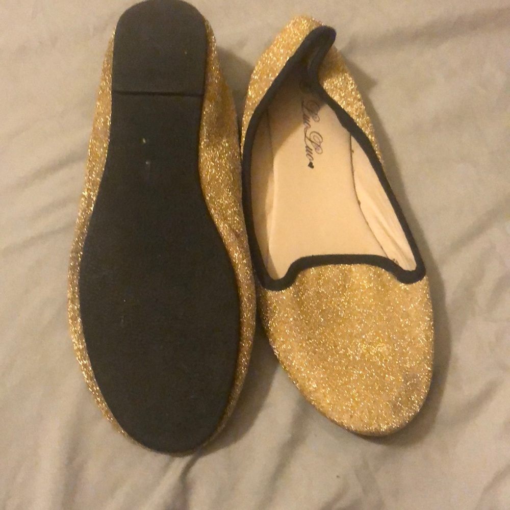 Shoes - Picture 3 of 3